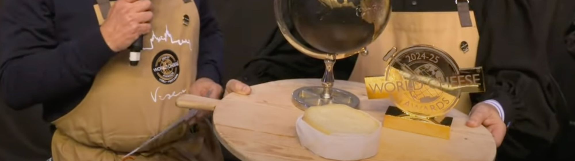 degustation of cheese