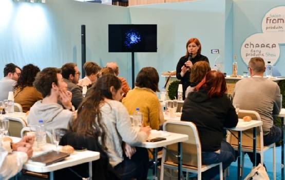Image taken during a tasting workshop during the experts' agora. 